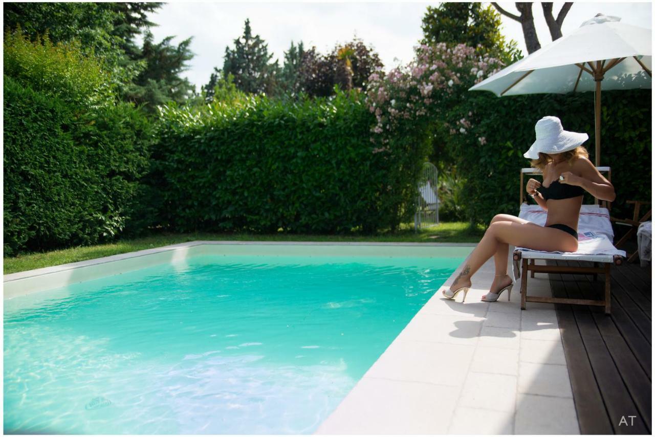 Il Casale Bed & Breakfast San Giovanni In Marignano Exterior photo