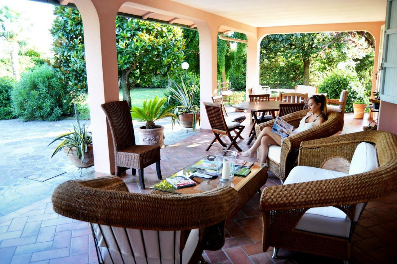 Il Casale Bed & Breakfast San Giovanni In Marignano Exterior photo